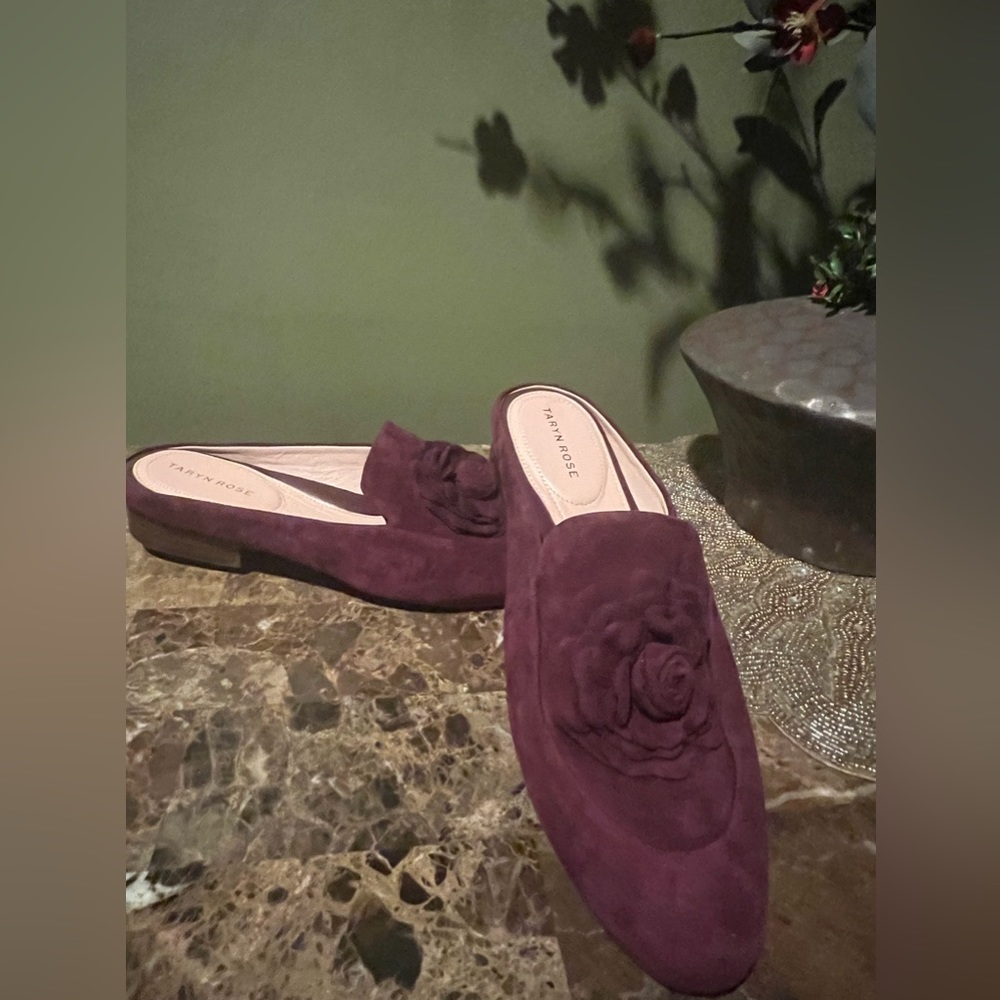 Taryn Rose womens slippers
